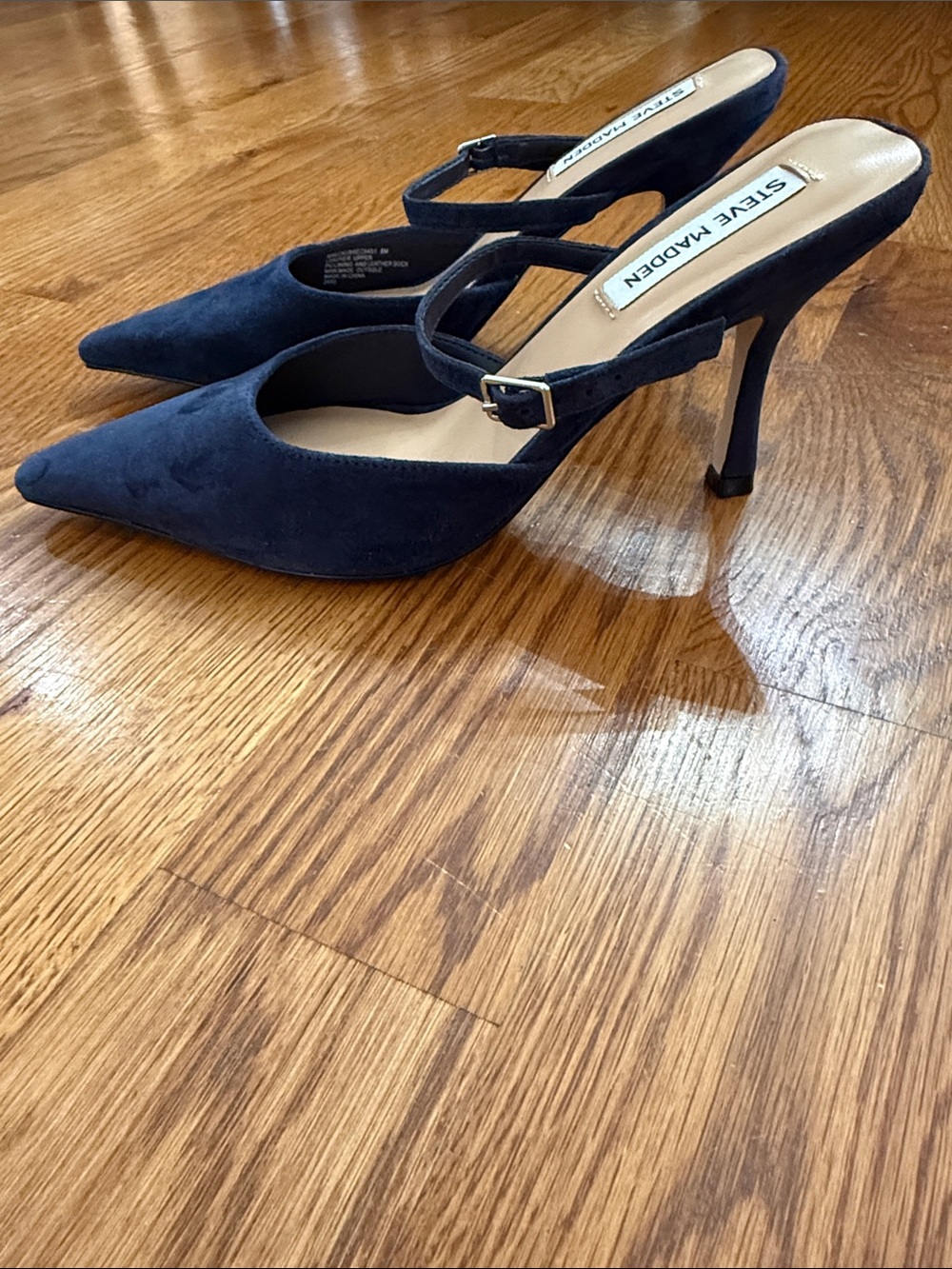 Steve Madden Brecki Navy Suede Ankle Strap Heels Size 8 Pointed Toe - Picture 4 of 9